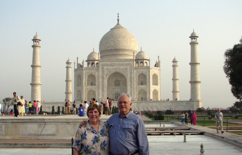 2008/03(March)/AroundTheWorld/Jaj Mahal Post/800x600_From North Gate.JPG